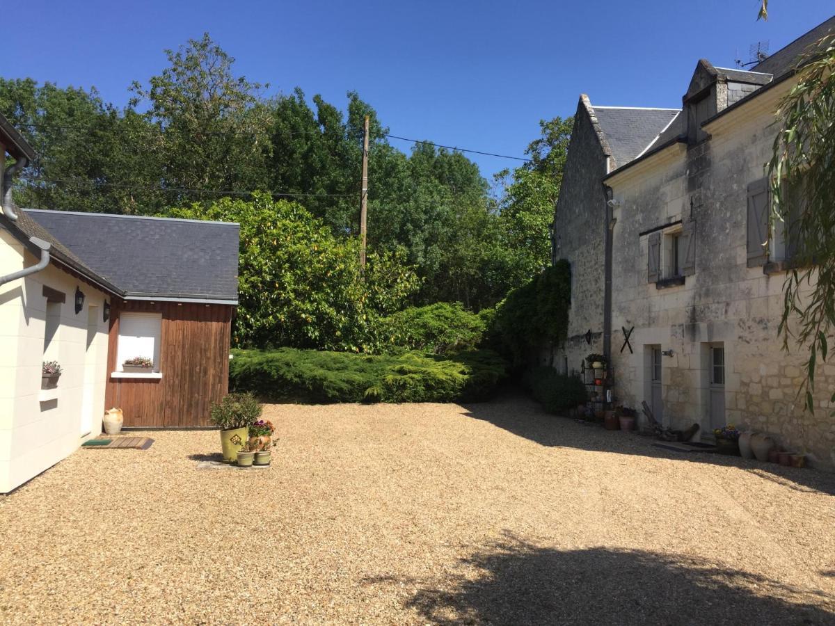 Gite De La Cale De La Clauderie Rigny-Ussé Exterior foto