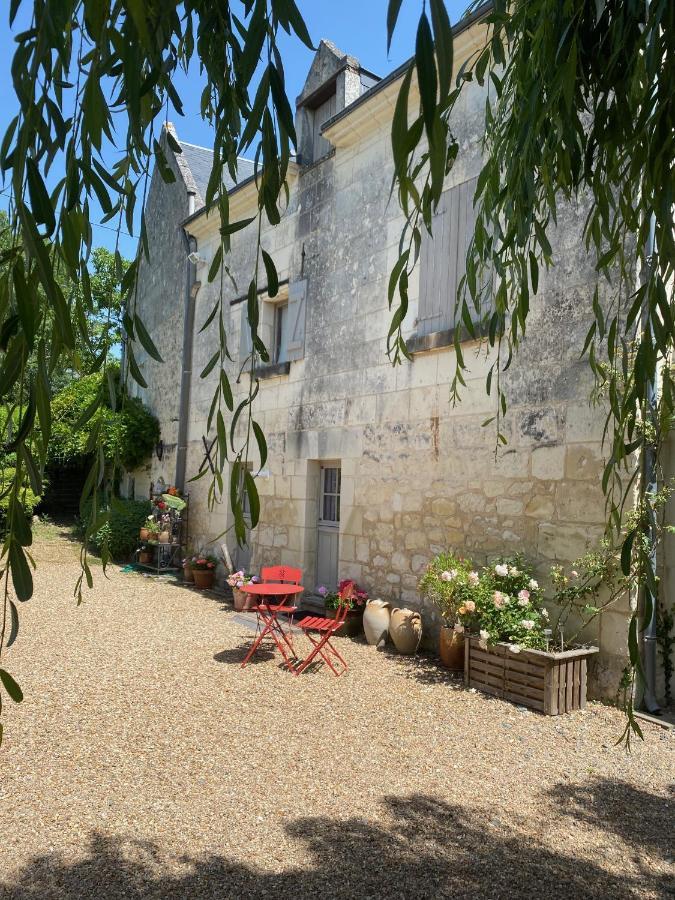 Gite De La Cale De La Clauderie Rigny-Ussé Exterior foto